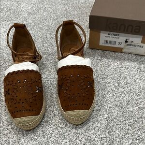 Kanna Pippa Sz 7 euro 37 Women's Brown Espadrille Shoes NEW